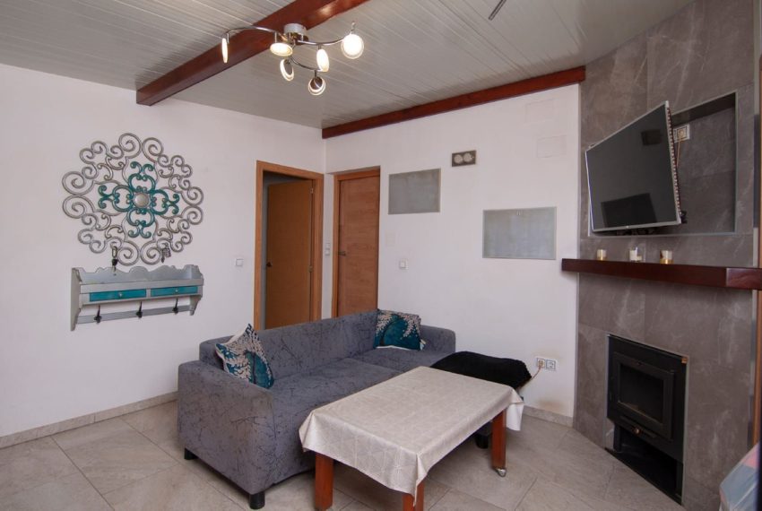 R5213773-Villa-For-Sale-Altos-de-los-Monteros-Finca-2-Beds-100-Built-7