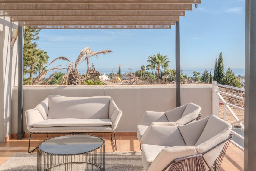 R5213785-Villa-For-Sale-Nueva-Andalucia-Semi-Detached-5-Beds-251-Built-19