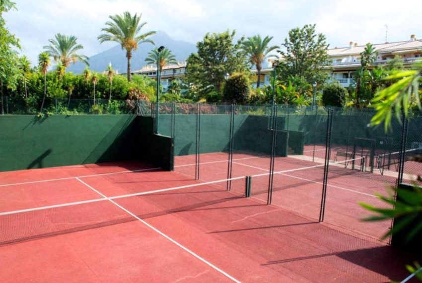 R5213800-Apartment-For-Sale-Nueva-Andalucia-Middle-Floor-2-Beds-80-Built-1