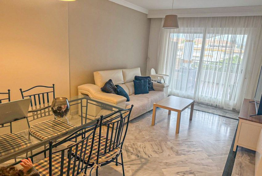 R5213800-Apartment-For-Sale-Nueva-Andalucia-Middle-Floor-2-Beds-80-Built-2