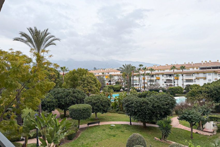 R5213800-Apartment-For-Sale-Nueva-Andalucia-Middle-Floor-2-Beds-80-Built-4