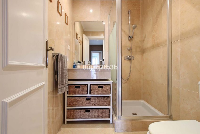 R5214103-Apartment-For-Sale-Nueva-Andalucia-Ground-Floor-3-Beds-140-Built-11