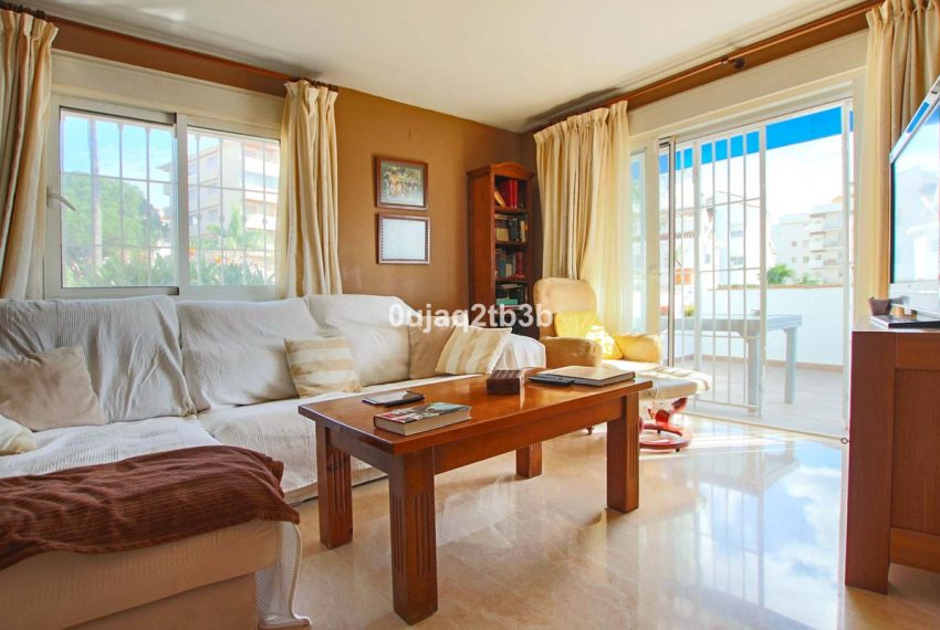 R5214103-Apartment-For-Sale-Nueva-Andalucia-Ground-Floor-3-Beds-140-Built-17