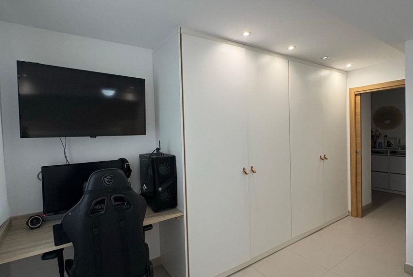 R5214121-Apartment-For-Sale-Marbella-Ground-Floor-2-Beds-80-Built-14