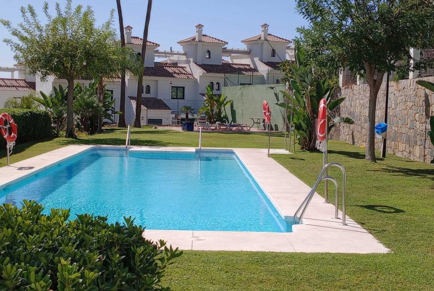 R5214208-Villa-For-Sale-Estepona-Semi-Detached-3-Beds-140-Built-3