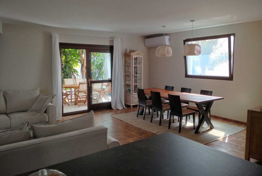 R5214208-Villa-For-Sale-Estepona-Semi-Detached-3-Beds-140-Built-6