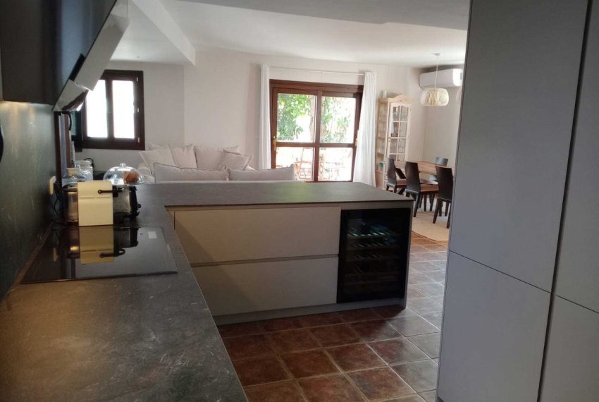 R5214208-Villa-For-Sale-Estepona-Semi-Detached-3-Beds-140-Built-8