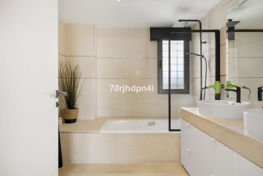 R5214283-Apartment-For-Sale-Estepona-Penthouse-3-Beds-134-Built-14