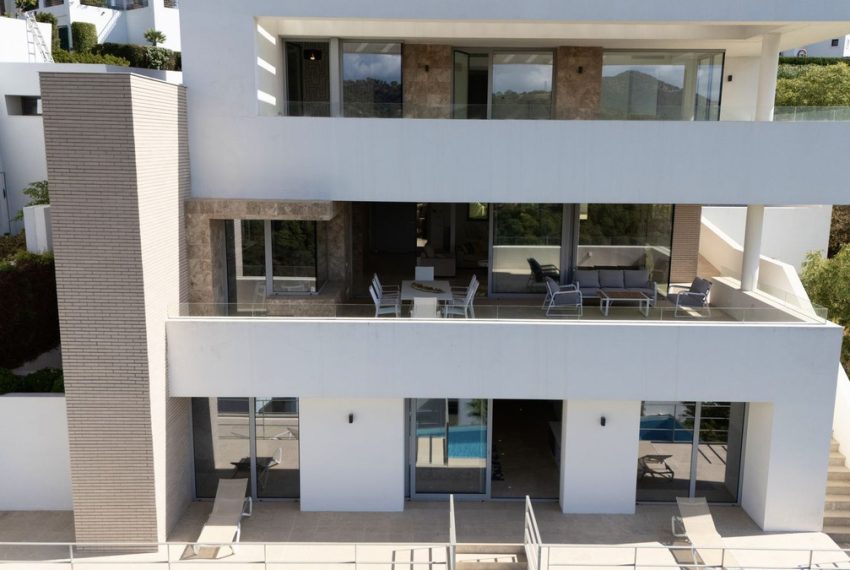 R5214310-Villa-For-Sale-Los-Arqueros-Detached-6-Beds-777-Built-5