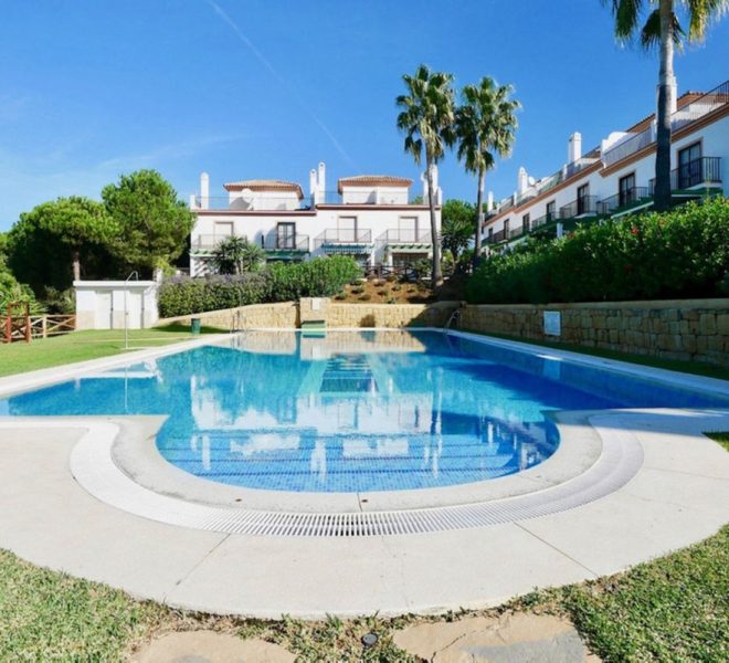 R5214418-Image 1-Terraced - 2 Beds - 157 Built