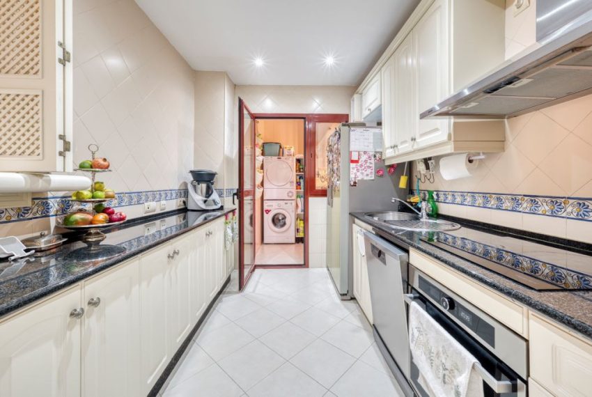 R5214457-Apartment-For-Sale-Marbella-Middle-Floor-3-Beds-140-Built-1