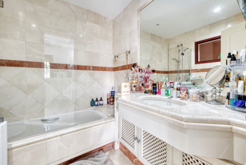 R5214457-Apartment-For-Sale-Marbella-Middle-Floor-3-Beds-140-Built-4