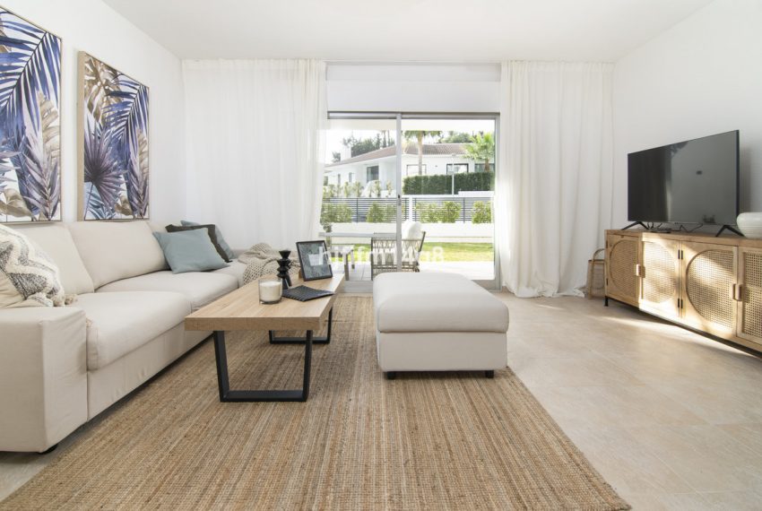 R5214544-Apartment-For-Sale-Nueva-Andalucia-Ground-Floor-Apartment-1-Beds-77-Built-3