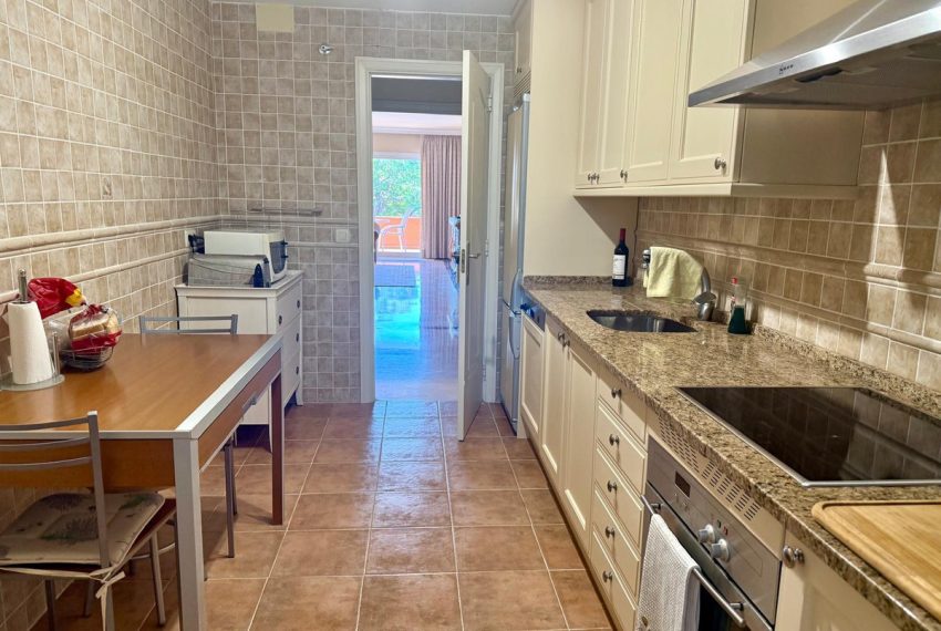 R5214580-Apartment-For-Sale-Puerto-Banus-Middle-Floor-2-Beds-140-Built-11