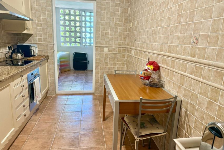 R5214580-Apartment-For-Sale-Puerto-Banus-Middle-Floor-2-Beds-140-Built-12