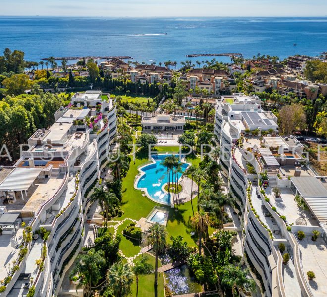 R5214586-Image 1-Middle Floor - 3 Beds - 273 Built