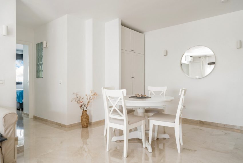 R5214619-Apartment-For-Sale-Nueva-Andalucia-Middle-Floor-2-Beds-109-Built-3