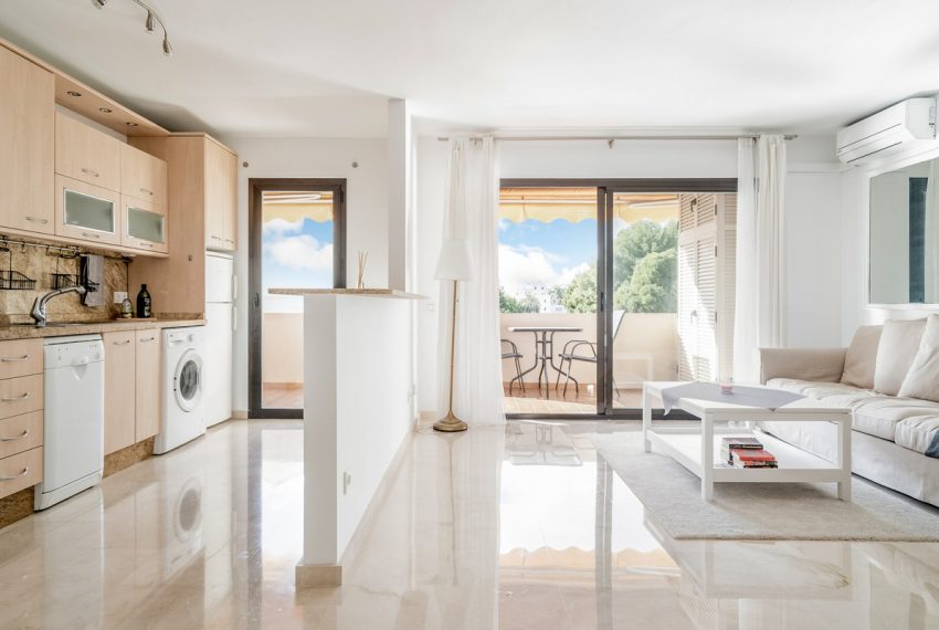 R5214619-Apartment-For-Sale-Nueva-Andalucia-Middle-Floor-2-Beds-109-Built