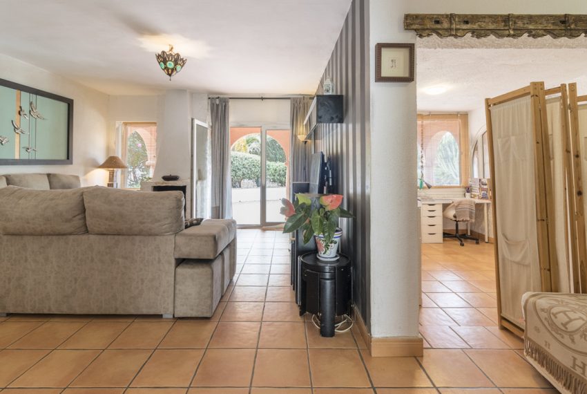 R5214628-Villa-For-Sale-Marbella-Detached-3-Beds-141-Built-18