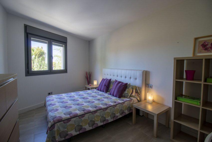 R5215189-Villa-For-Sale-San-Pedro-de-Alcantara-Semi-Detached-3-Beds-336-Built-13