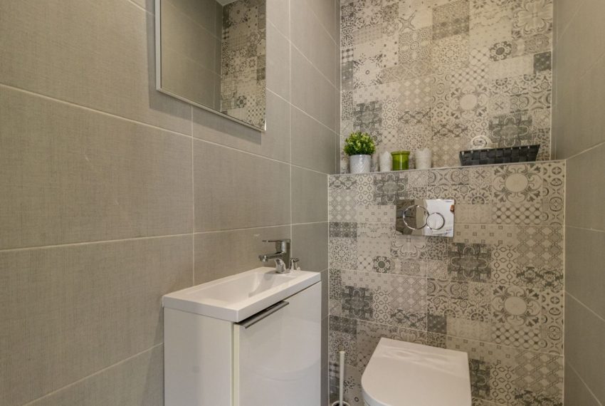 R5215189-Villa-For-Sale-San-Pedro-de-Alcantara-Semi-Detached-3-Beds-336-Built-6