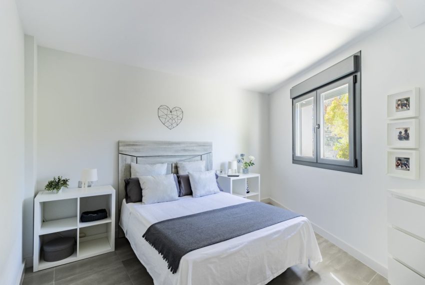 R5215189-Villa-For-Sale-San-Pedro-de-Alcantara-Semi-Detached-3-Beds-336-Built-8