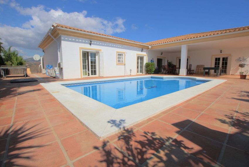 R5215261-Villa-For-Sale-La-Cala-Golf-Detached-7-Beds-425-Built-1