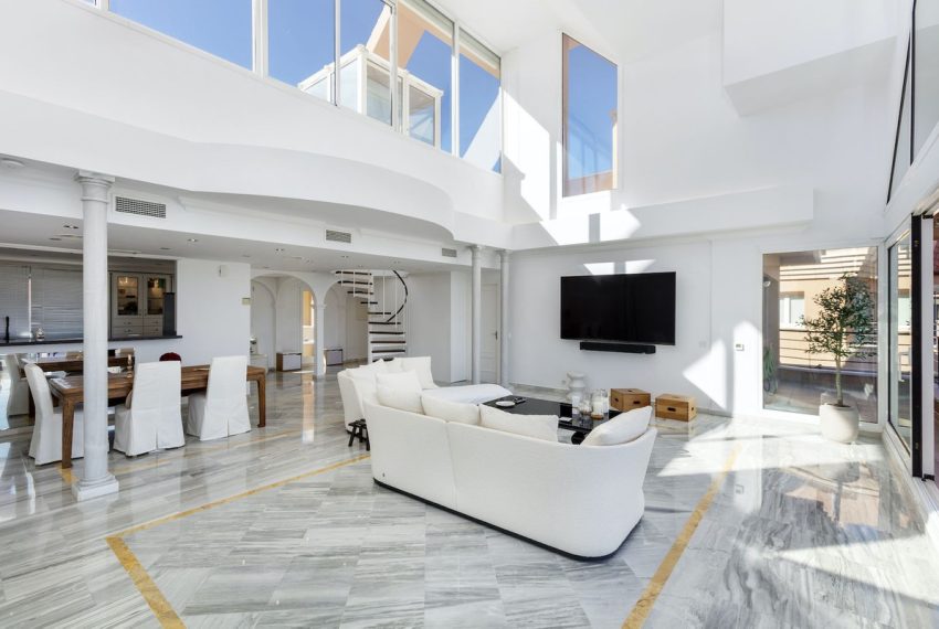 R5215267-Apartment-For-Sale-Nueva-Andalucia-Penthouse-Duplex-3-Beds-164-Built-7