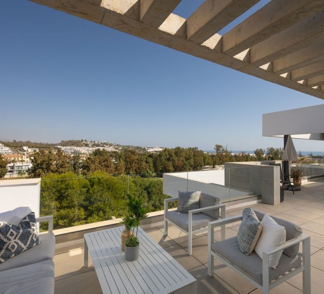 R5215402-Image 1-Penthouse - 3 Beds - 139 Built