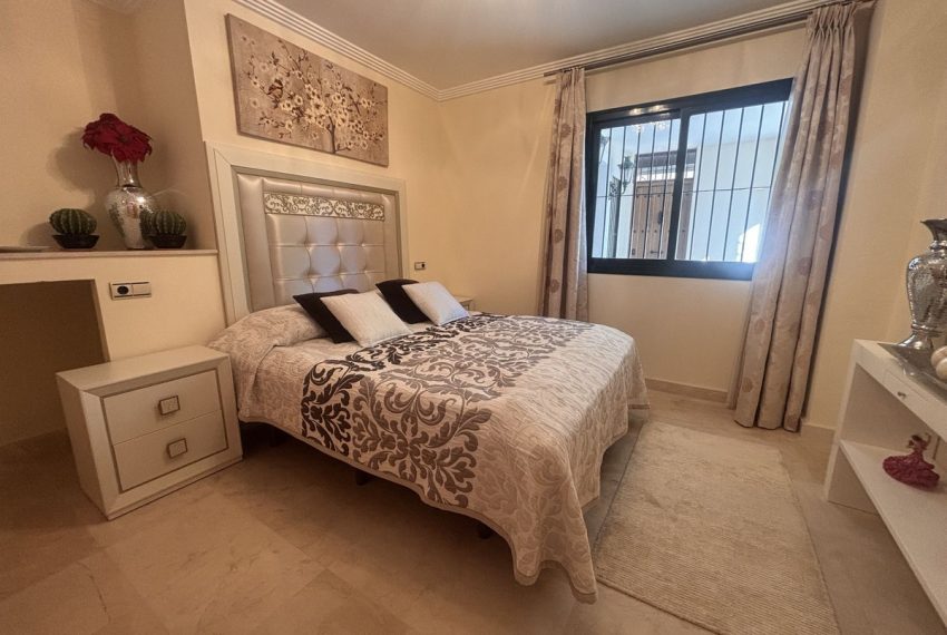 R5215495-Villa-For-Sale-Benahavis-Detached-7-Beds-526-Built-14