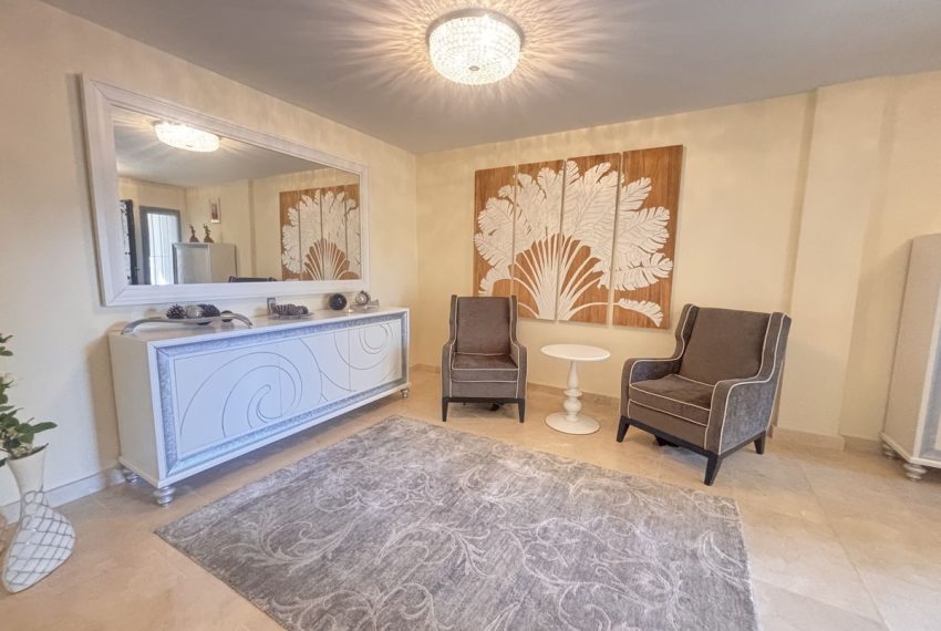 R5215495-Villa-For-Sale-Benahavis-Detached-7-Beds-526-Built-15