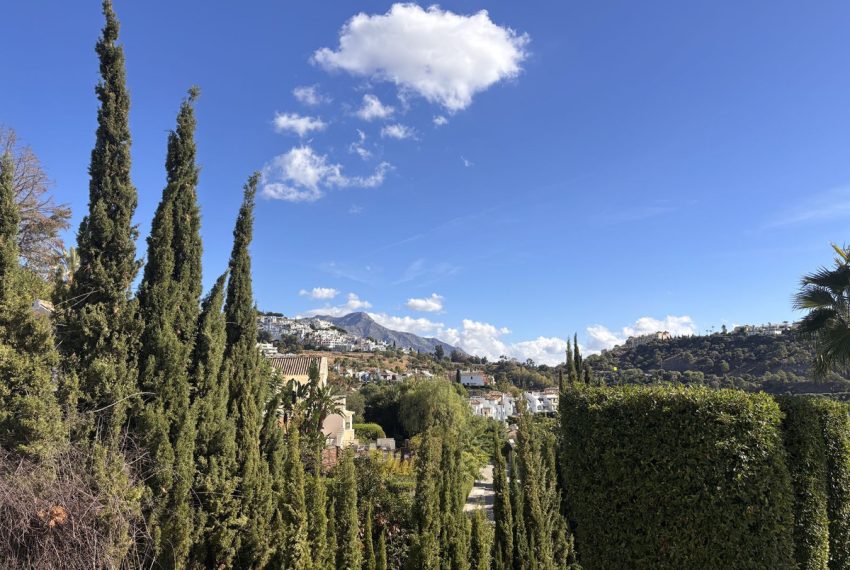 R5215495-Villa-For-Sale-Benahavis-Detached-7-Beds-526-Built-3