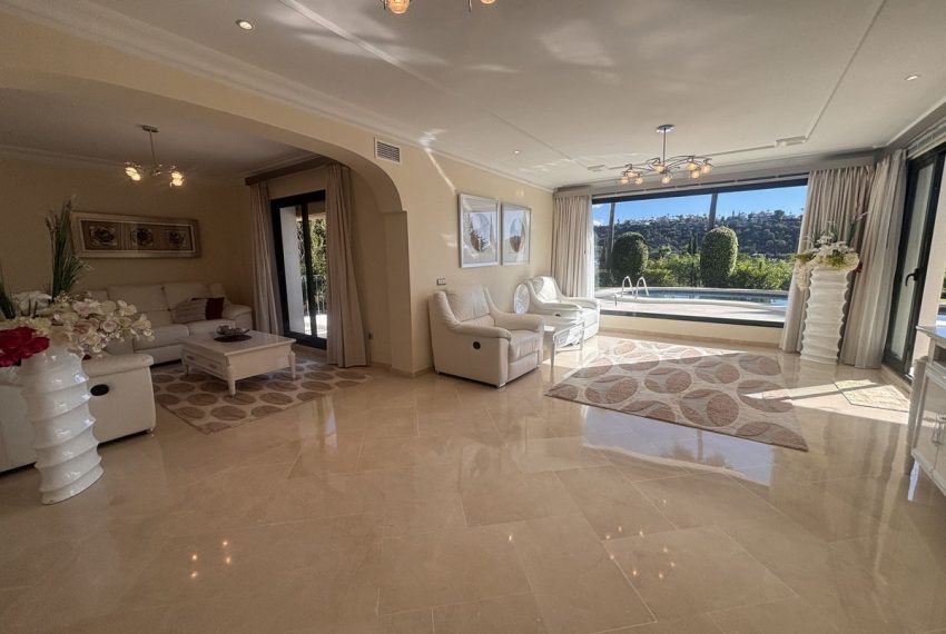 R5215495-Villa-For-Sale-Benahavis-Detached-7-Beds-526-Built-7