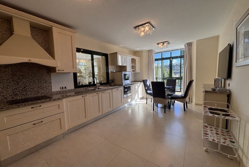 R5215495-Villa-For-Sale-Benahavis-Detached-7-Beds-526-Built-8