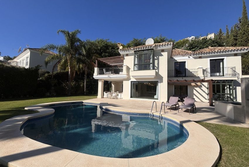 R5215495-Villa-For-Sale-Benahavis-Detached-7-Beds-526-Built