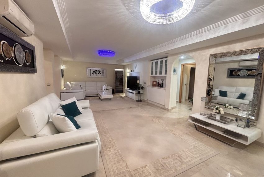 R5215495-Villa-For-Sale-Benahavis-Detached-7-Beds-526-Built-9