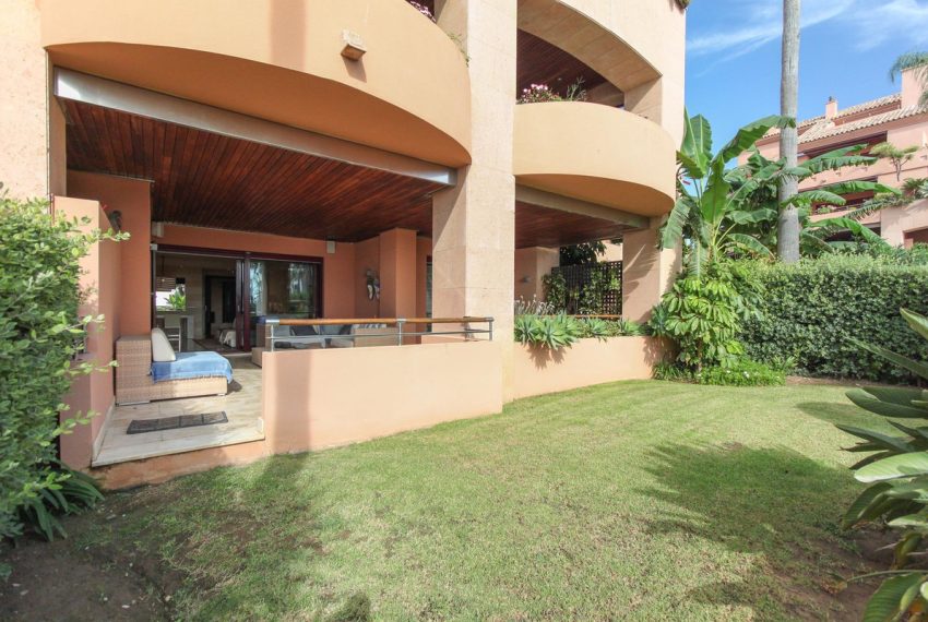 R5215516-Apartment-For-Sale-Puerto-Banus-Ground-Floor-2-Beds-165-Built-1