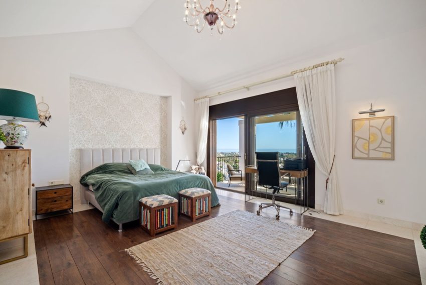 R5215528-Villa-For-Sale-El-Paraiso-Detached-5-Beds-278-Built-14