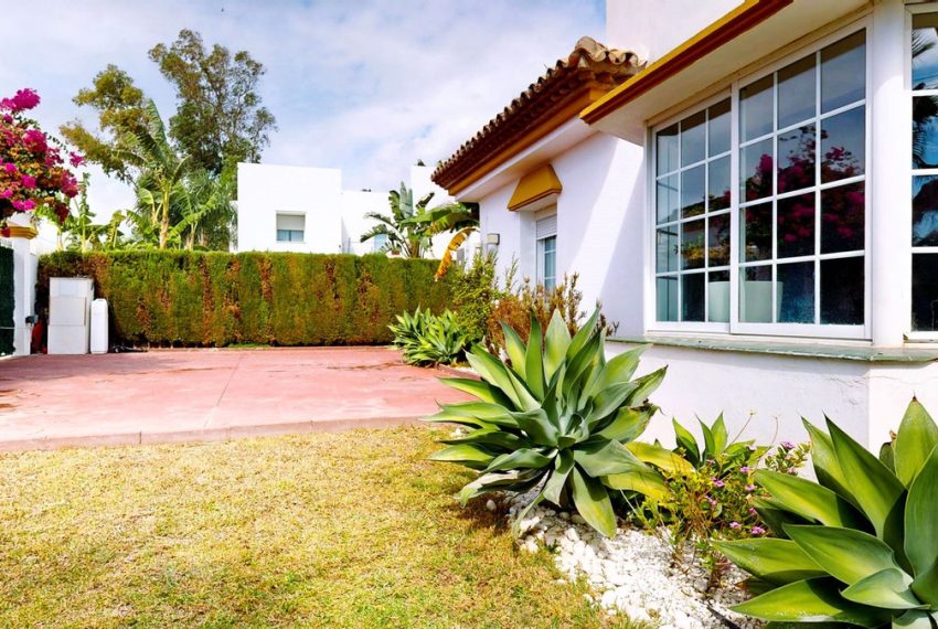 R5215531-Villa-For-Sale-Guadalmina-Alta-Detached-7-Beds-253-Built-14