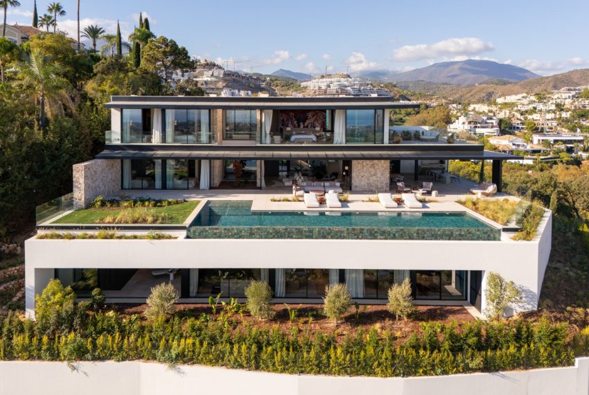 R5215813-Villa-For-Sale-Benahavis-Detached-8-Beds-1696-Built