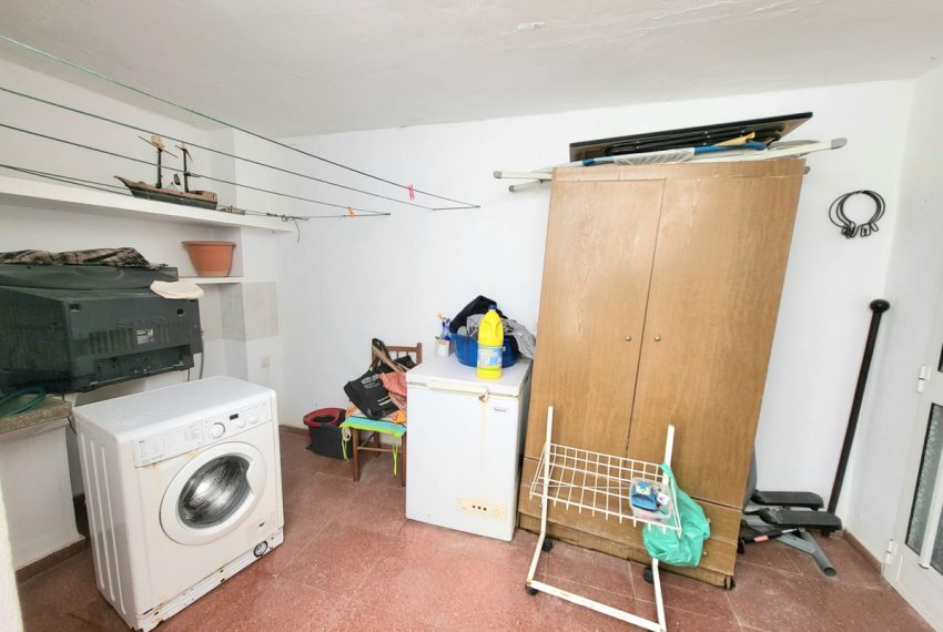 R5215828-Villa-For-Sale-Estepona-Detached-3-Beds-121-Built-11