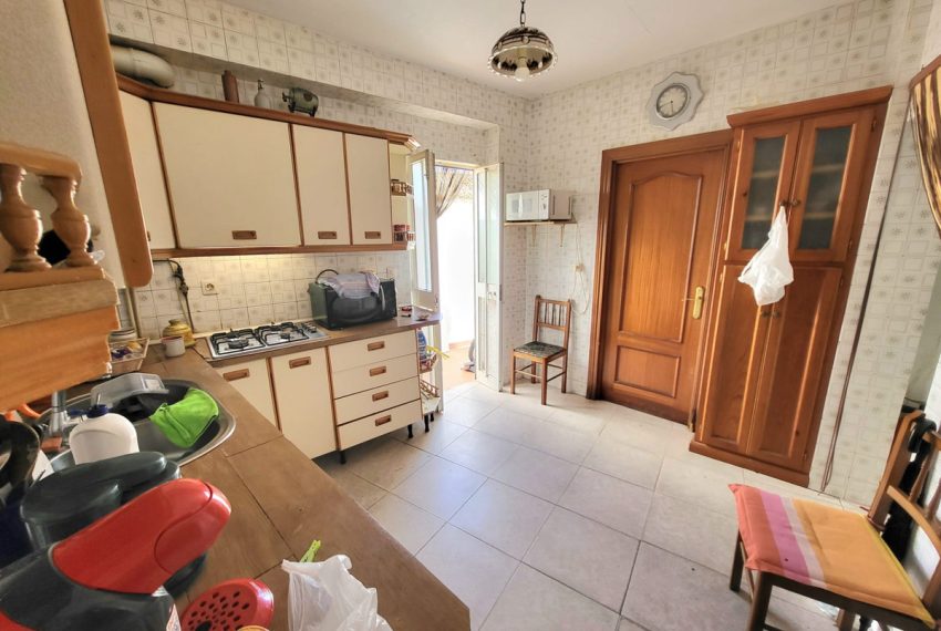 R5215828-Villa-For-Sale-Estepona-Detached-3-Beds-121-Built-4