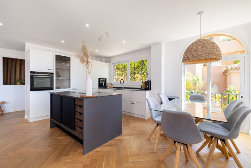 R5215837-Apartment-For-Sale-Nueva-Andalucia-Penthouse-3-Beds-150-Built-6