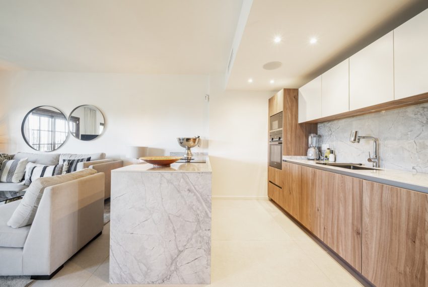 R5216194-Apartment-For-Sale-Nueva-Andalucia-Duplex-3-Beds-115-Built-2