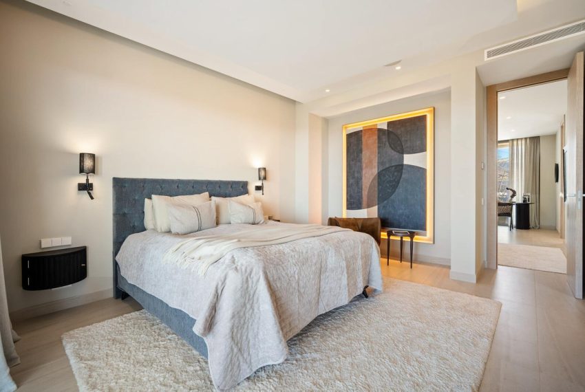 R5216209-Villa-For-Sale-Nueva-Andalucia-Semi-Detached-4-Beds-575-Built-14