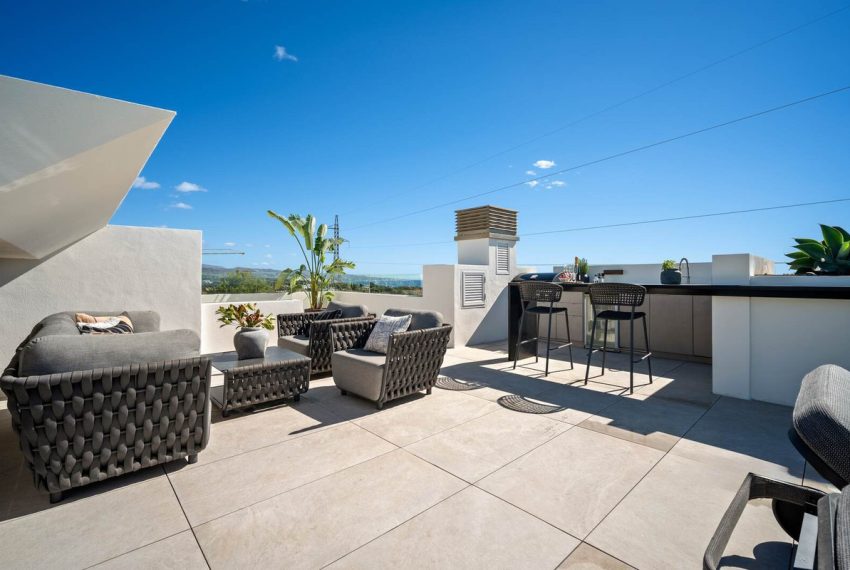 R5216209-Villa-For-Sale-Nueva-Andalucia-Semi-Detached-4-Beds-575-Built-18