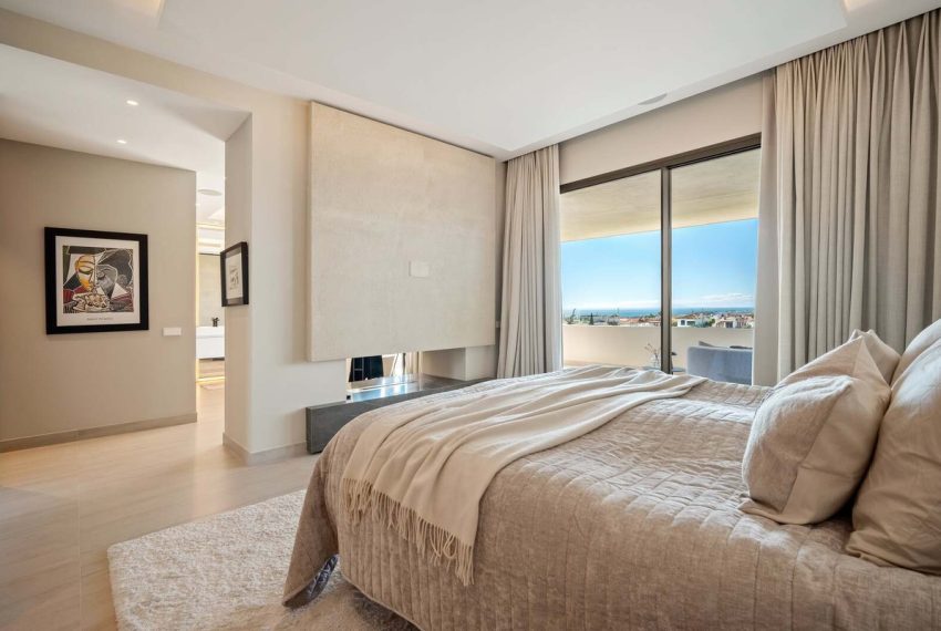 R5216209-Villa-For-Sale-Nueva-Andalucia-Semi-Detached-4-Beds-575-Built-19