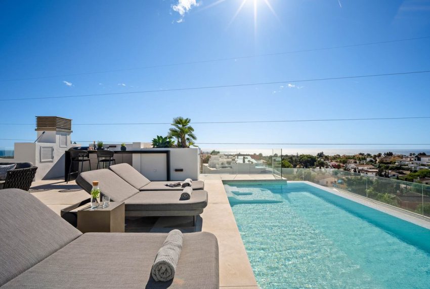 R5216209-Villa-For-Sale-Nueva-Andalucia-Semi-Detached-4-Beds-575-Built-2