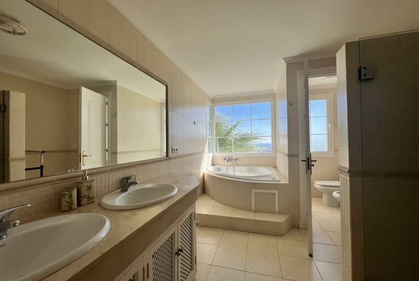 R5216302-Villa-For-Sale-La-Quinta-Detached-4-Beds-565-Built-14