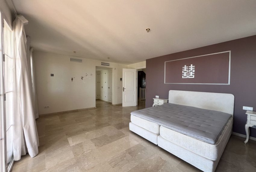 R5216302-Villa-For-Sale-La-Quinta-Detached-4-Beds-565-Built-4